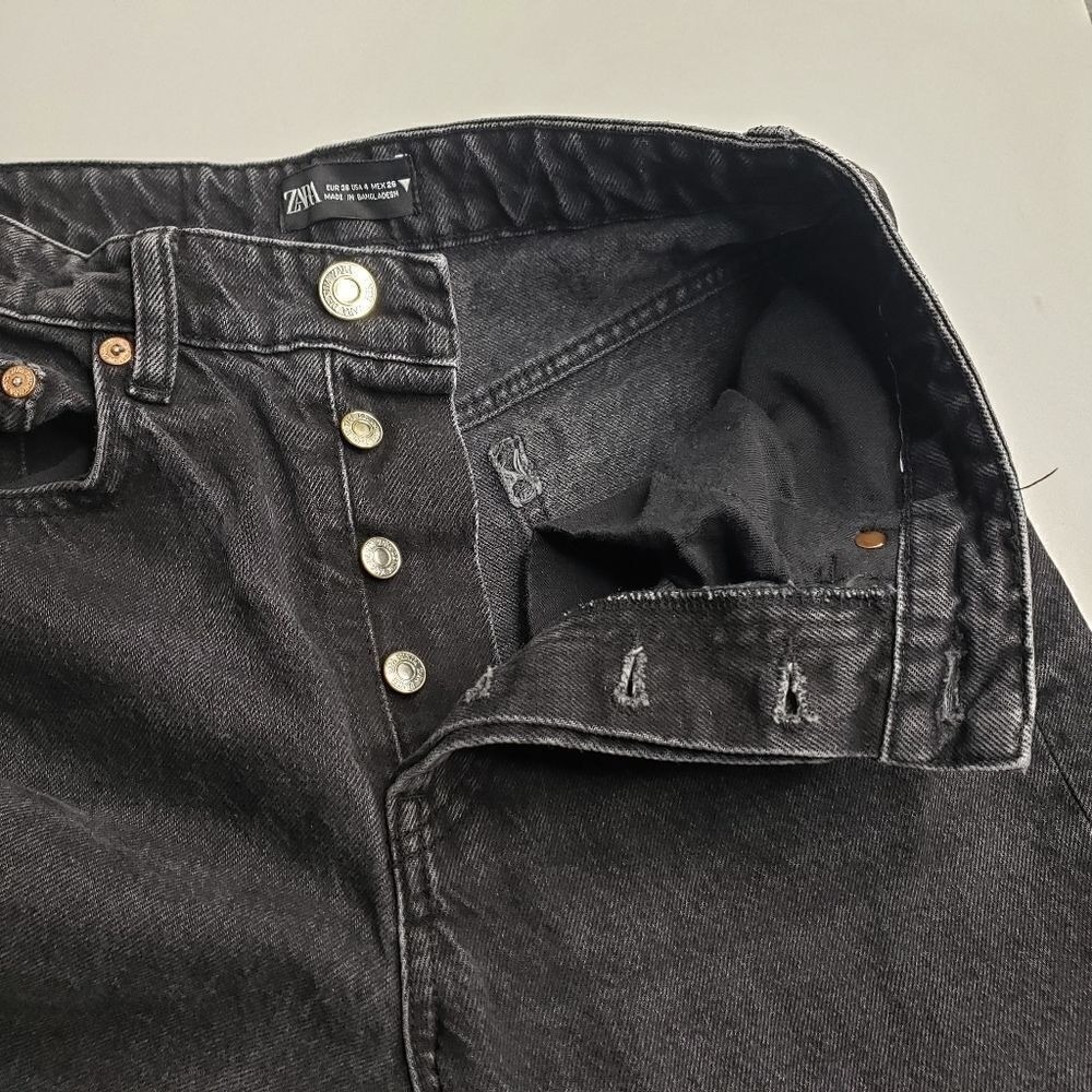 Zara Black Straight Leg Denim Raw Hem 4 Button Fly Grunge Streetwear Casual Edgy - Picture 12 of 13